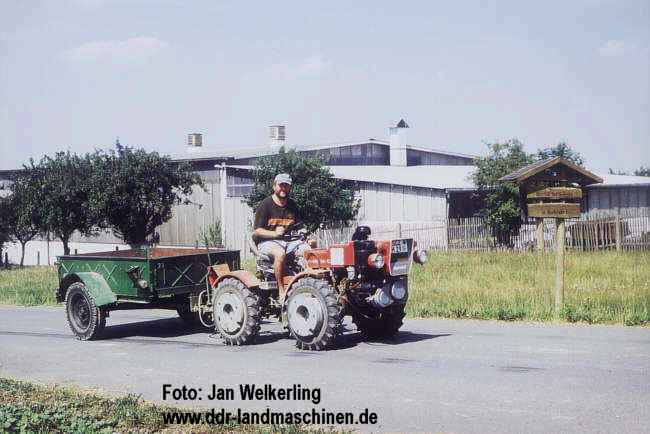 Ein TZ-4K-14 bringt die Säcke zur Auswertung Ein TZ-4K-14 bringt die Säcke zur Auswertung