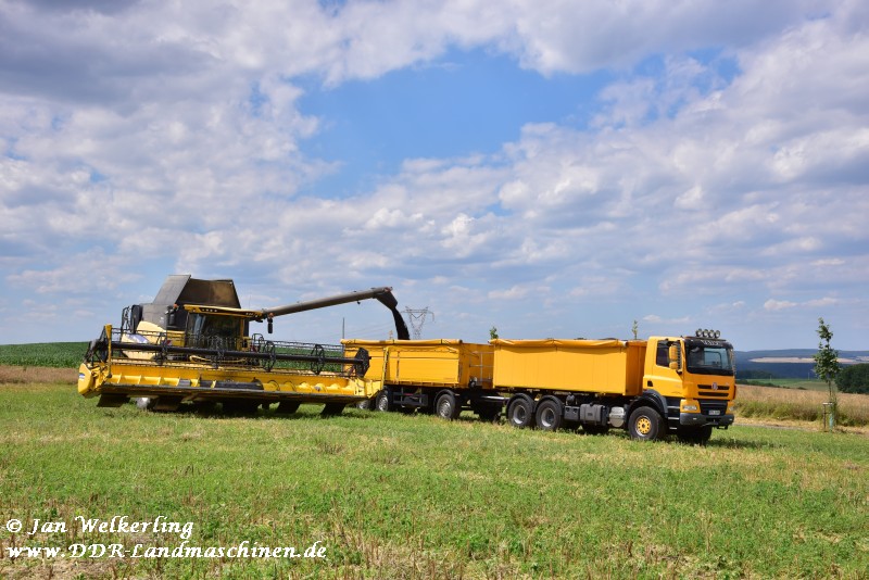 New Holland mit Tatra