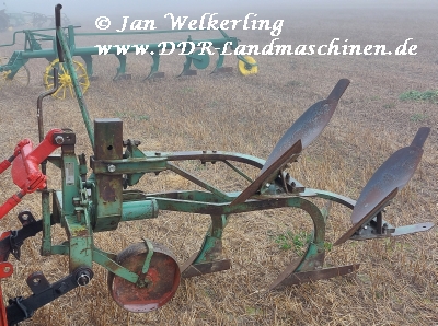 B 158 Anbau-Winkeldrehpflug
