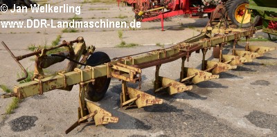 B 200-6 Beetpflug