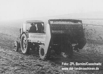 Dungstreuer D 131 angebaut am Anhnger T 082, Foto: ZPL Bornim/Caaschwitz