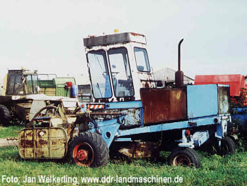 E 301 mit dem Schwadverleger E 318