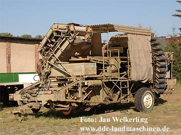 E 686 in Transportstellung