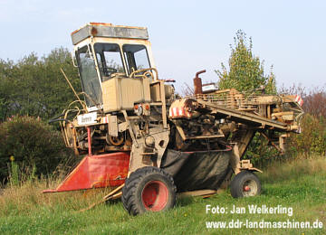 E 880 Strauchbeerenerntemaschine